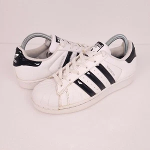 Adidas Originals Superstar Turnschuhe UK 5/EU 38/US 5,5 - weiß/schwarz - AQ3172 - Bild 1 von 9