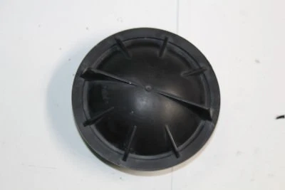 2005-2007 CADILLAC STS HEADLIGHT BULB SEAL COVER CAP R2139 - Image 1 of 4