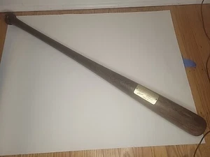 Hank Aaron Magnavox Commemorative Louisville Slugger Baseball Bat. SN 173 Braves - Picture 1 of 8