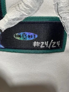 Griffey Jr UDA Jersey 87/500 Painted 24/24 Mariners Autographed Without COA Box - Picture 1 of 10