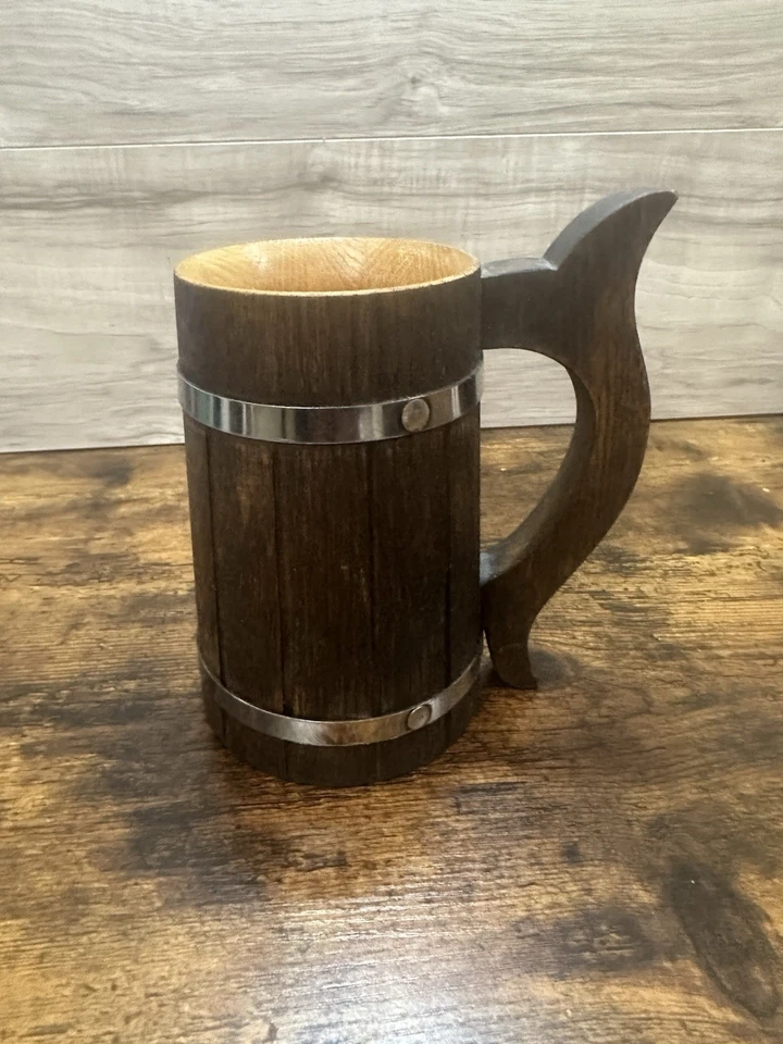 Taza de cerveza hecha a mano taza de cerveza vikinga de madera jarra de madera taza de cerveza de madera Foto 1 de 4