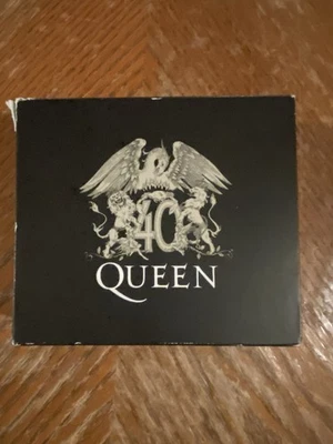 Queen 40: Volume 1 (2011) CD Box Set with Poster Foto 1 de 4
