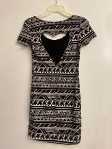 PINK Victoria’s Secret Black & White Pattern Heart Short Sleeve Mini Dress- XS - Picture 1 of 4