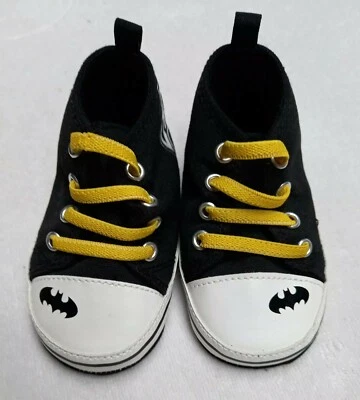 Botines sin cordones Batman Super Hero para niños pequeños talla 17 3-6 M en muy buena condición Foto 1 de 4