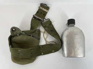 Cantimplora vintage de metal militar del ejército Taiwán con cinturón y cubierta USN - Imagen 1 de 9