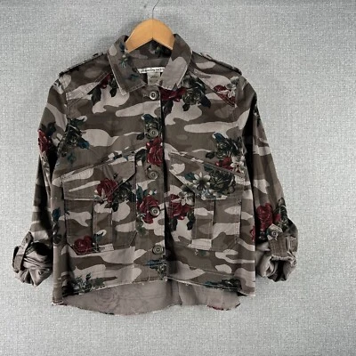Chaqueta American Rag Cie Mujer Mediana M Recortada Camuflada Floral Abotonada Foto 1 de 4