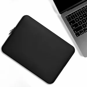 Classic Universal Sleeve, Compatible with 15" Laptops, Lightweight Protection - Picture 1 of 8