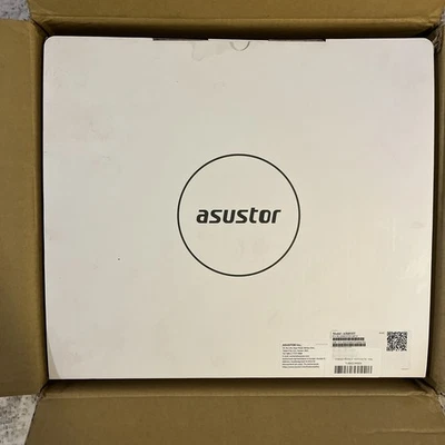 Asustor Lockerstor AS6810T00 10-bay NAS 2.3 16gb Ram Quad-core Ddr5 - Image 1 of 4