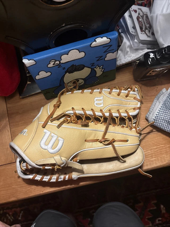 Wilson A2000 Cuero Edición Steven Kwan-Muy Ligeramente Usado-No Roto Foto 1 de 3