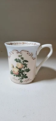 Royal Horticultural Society Queens Fine Bone China Redoutes Roses Cup Tea - Image 1 of 4
