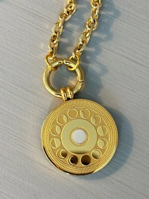 Collar amuleto fases lunares medallón de oro colgante moneda llena de oro para mujer  Foto 1 de 4