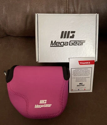 MegaGear Canon Powershot SX70 - Ultra Light Neoprene Camera Case - Hot Pink - Изображение 1 из 4