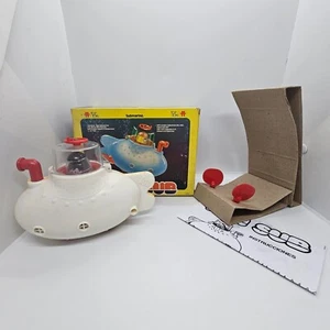 VINTAGE WEEBLE WOBBLE SUB (INCLUDES 1 DOLLS) MINT IN BOX 1976 RARE TOP TOYS - Picture 1 of 21