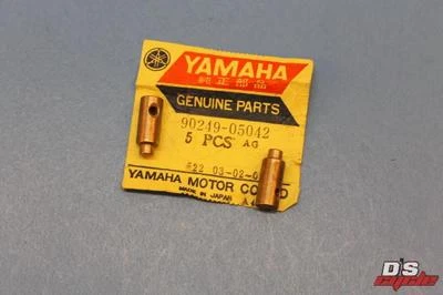 Pin de forma especial Yamaha 68-71 DT1 74 YZ250 YZ360 72 DT2 90249-05042-00 QT2 NUEVO DE STOCK Foto 1 de 4