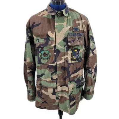 USAF Military Issue Mens  Woodland Camo Utility Coat with AMC Badges Medium - Image 1 of 4