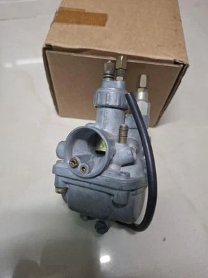 YAMAHA YG1-YGS1-U5-U5E-U5D-U7-U7E-U7D-YF1-YJ1 CARBURETOR ASSY MIKUNI NOS JAPAN - Image 1 of 4