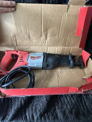 milwaukee 6519-20 Super Sawzall New - Image 1 of 4