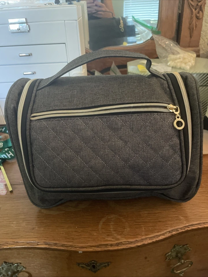 Сумка-насос для груди Luxja с водонепроницаемым ковриком и мешками для хранения молока Momcozy - Изображение 1 из 4