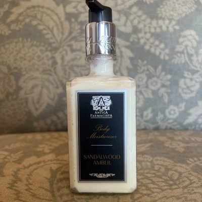Antica Farmacista - Crema hidratante corporal ámbar sándalo 10 oz Foto 1 de 3