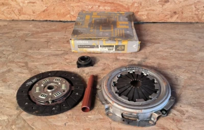 Embrayage RENAULT CLIO II / MEGANE I  / DACIA LOGAN 1.6   - 7701470987 - Photo 1/4