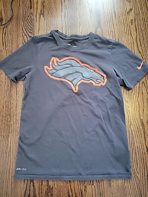 Camiseta Nike Denver Broncos masculina tamanho pequeno futebol americano NFL  - Imagem 1 de 4
