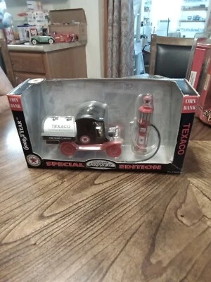 Gearbox Texaco 1912 Ford Model T Oil Tanker - Image 1 of 3