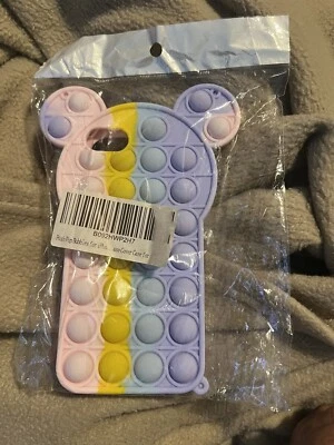 Funda de teléfono Mickey Mouse prensa juguetes inquietos para iPhone 6/6S-7/8. SE 2020 Foto 1 de 4