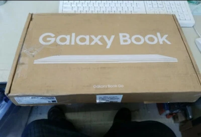 Samsung Galaxy Book Go 14" Laptop HD Snapdragon 7c 4GB RAM/128GB SSD - Image 1 of 3