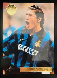 1998-99 Merlin Serie A 1999 # 22 Ivan Zamorano Inter Milan Gold parallel card - Picture 1 of 2