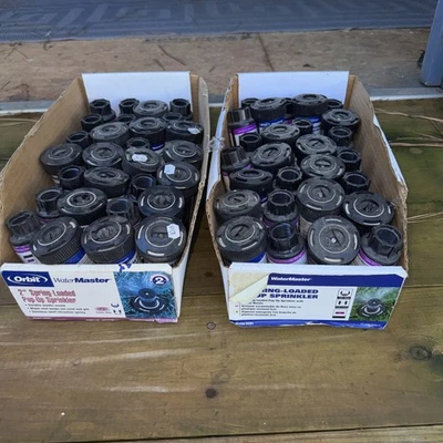 Tira central de plástico para rociadores Orbit Watermaster de 2" con resorte (lote de 89) Foto 1 de 4