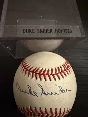 Duke Snider Signed HOF 80 Autographed Major League Baseball in Case - Image 1 of 3