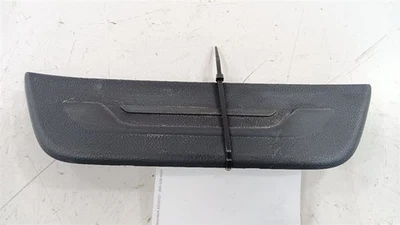 Placa de ajuste de umbral de puerta trasero pasajero derecho Kia Forte 2016 2015 2014 Foto 1 de 4