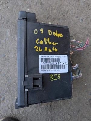 08-09 Dodge Caliber Patriot Compass TIPM Power Module Fuse Box OEM 68048227AA - Image 1 of 3