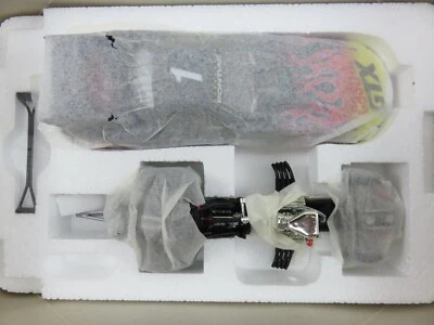 Action 1996 John Force Fan Club 6X Champion Pontiac Funny Car Die-Cast 1/32 Foto 1 de 4