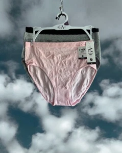 GLORIA VANDERBILT~3 Pack Briefs~MULTICOLOR~Seamless Comfort~ALL REGULAR SIZES!!! - Picture 1 of 10