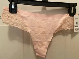 Jessica Simpson Women's Lace Thong Panties - Size Small - Picture 1 of 3