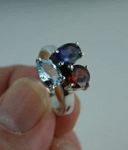 Sterling Silber Ring mit Edelsteinen Größe 53 natürlicher Granat Topas Iolit - Bild 1 von 3