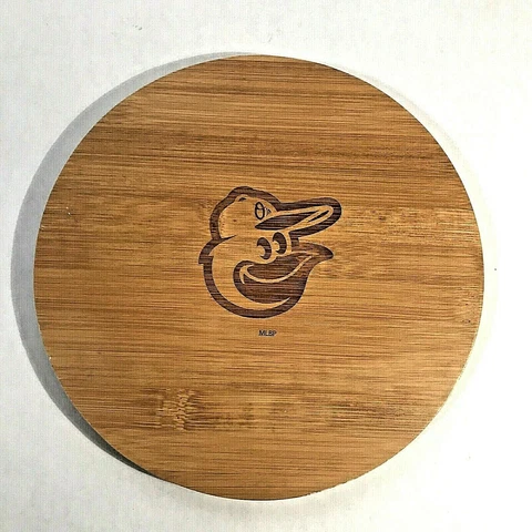 Baltimore Orioles Oriole Bird mascot unusual Wooden Disk Plaque Plak carved Cover
