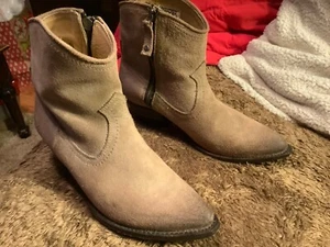 Frye Stiefeletten Damen 7,5 Medium, hellbraunes Wildleder, hergestellt in Mexiko - Bild 1 von 9