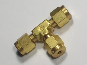 1 - Crawford Swagelok Brass Union Tee Fitting,  1/8" OD Tube,   B-200-3 - Picture 1 of 3