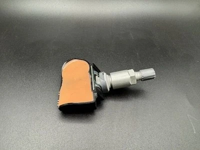 Genuine Land-Rover 433 MHZ TPMS Sensor LR4 Defender Range Rover LR070840 - Image 1 of 3