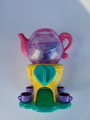 Squinkies Tea Time Surprize Tetera Squinkie Máquina Expendedora Juguete con 25 Squinkies Foto 1 de 4