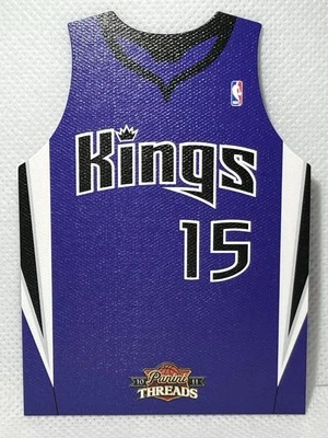 2010-11 Panini Threads DeMarcus Cousins Rookie Team Threads Away Rookie #9 - Image 1 of 2