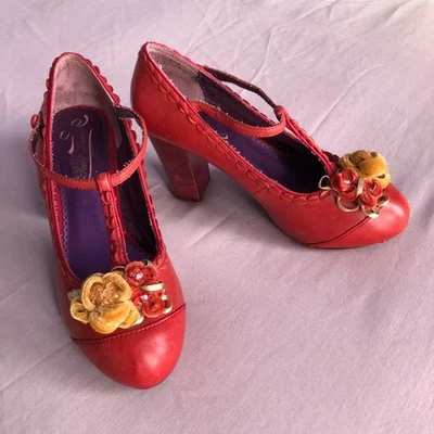 Anthropologie Licencia Poética Rojo Floral Mary Janes Talla 7/38 UE Tacón Grueso Foto 1 de 4
