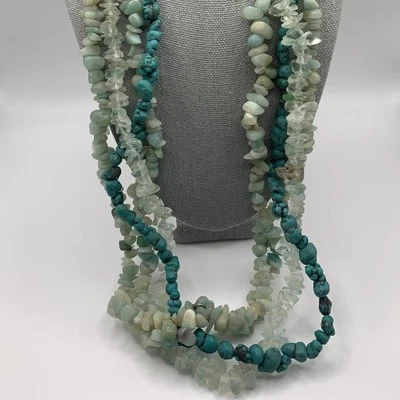 "Collar de piedra azul verde astillado con cuentas cuatro hilos broche tono plata 19""" Foto 1 de 4