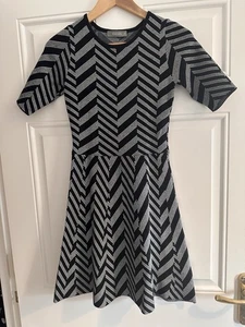 Oasis Black & White Chevron Knit Dress – Size XS | Fit & Flare | Mod Retro Style - Picture 1 of 4