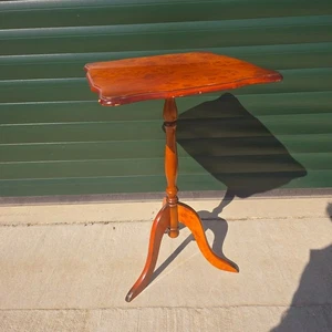 Vintage Serpentine Square Top Antique Style Reproduction Side Wine Table Walnut - Picture 1 of 16