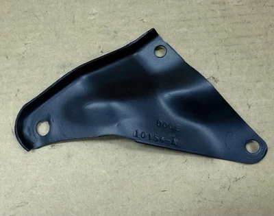 Soporte de montaje del alternador Ford Mercury 302 351 1970-1973 Foto 1 de 4