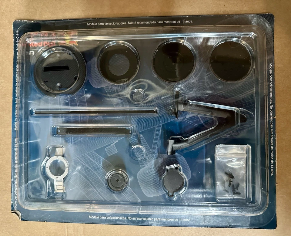 RedBull F1 RB19 Max Verstappen 1/8 Numero 4 - Immagine 1 di 1