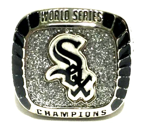 Chicago White Sox MLB World Series Champions Replica Ring Coors Light Cover